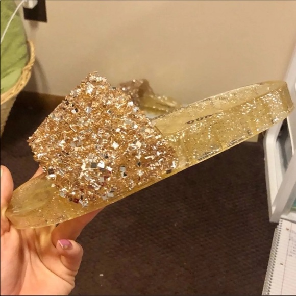 🎉3 for $20💕NIB Gold Embellished Slide Sandal💕 - Picture 6 of 10